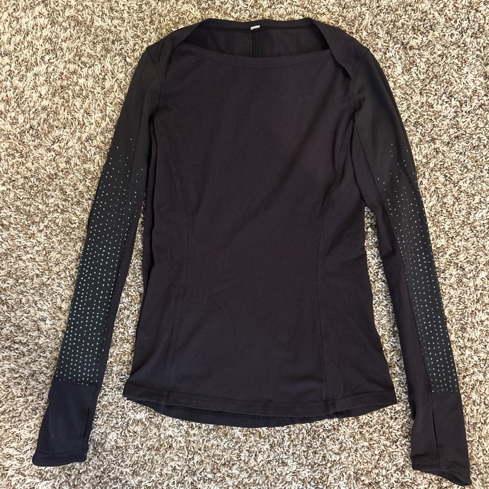 Lululemon long sleeve 🖤